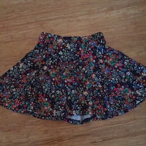 NWOT Lush floral skirt